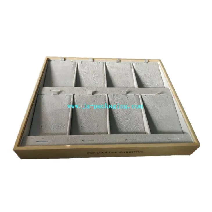 Висулки и обеци дървена табла